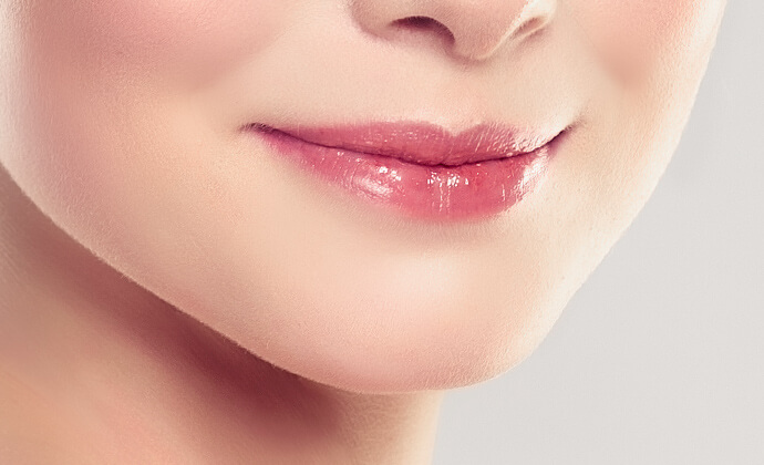 ⑥整形で憧れのアヒル口「口角挙上術」