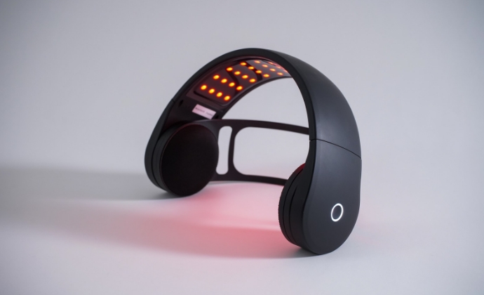 ヘルメット型の薄毛治療器「ヘアビーム」